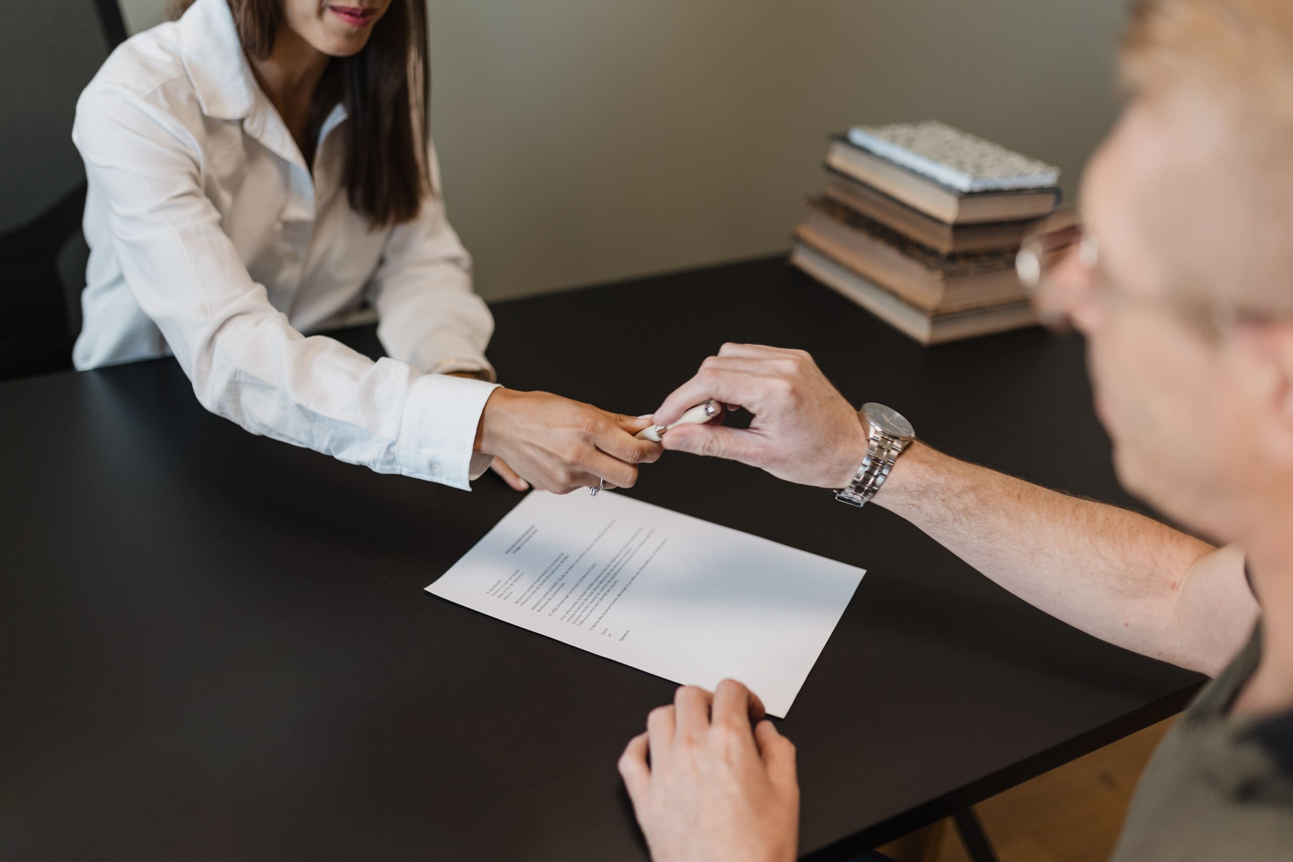 SCI familiale : avantages, inconvénients et erreurs à éviter avant de créer une société civile immobilière